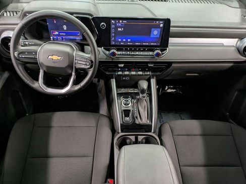Used 2023 Chevrolet Colorado LT w/ LT Convenience Package II AWD/4WD image 24