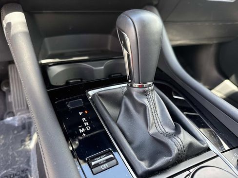 Certified 2025 MAZDA MAZDA3 2.5 Turbo Sedan w/Premium Plus image 37