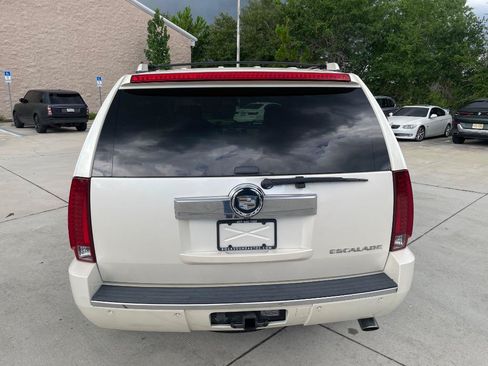 Used 2007 Cadillac Escalade AWD w/ Information Package image 6