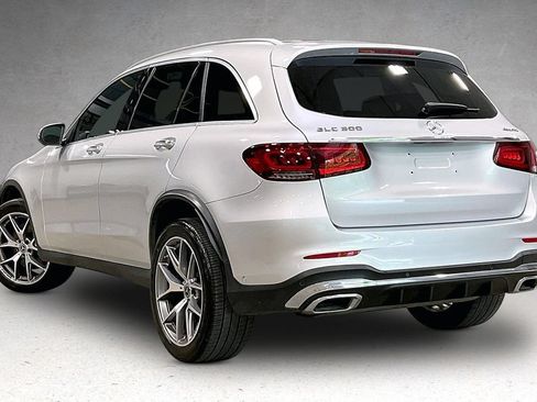 Used 2020 Mercedes-Benz GLC 300 4MATIC image 4