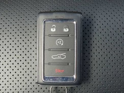 Used 2025 Dodge Charger Daytona R/T w/ Plus Group AWD/4WD image 33