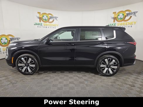 New 2026 Mitsubishi Outlander SE AWD/4WD image 4