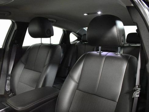 Used 2014 Chevrolet Impala LT image 8