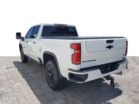 Used 2024 Chevrolet Silverado 2500 LTZ w/ LTZ Plus Package AWD/4WD image 4