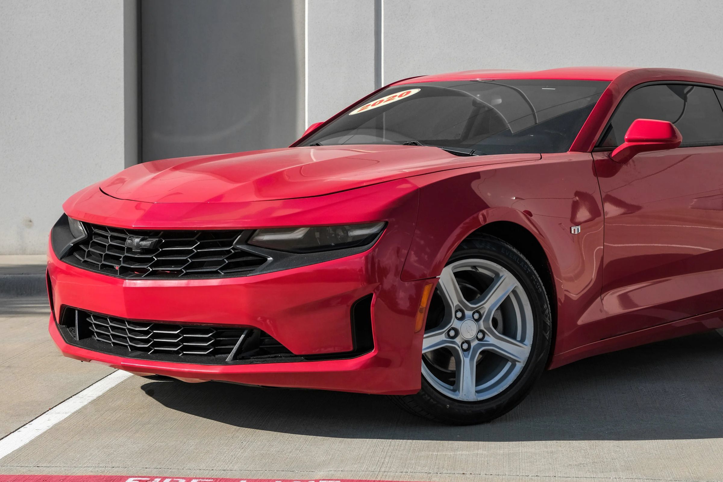 Used 2020 Chevrolet Camaro LT RWD image 14
