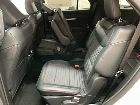 New 2026 Ford Explorer ST-Line w/ ST-Line Street Pack AWD/4WD image 14