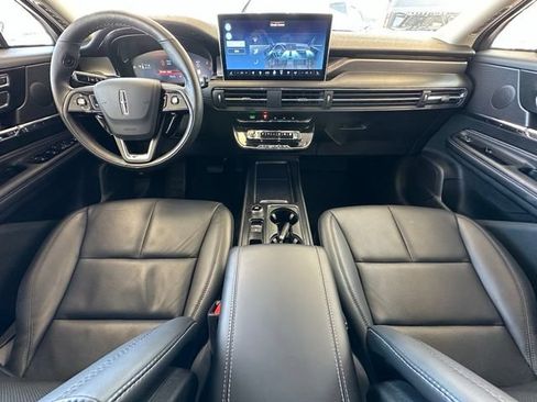 Used 2025 Lincoln Corsair Reserve AWD/4WD image 20