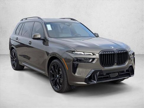 New 2026 BMW X7 xDrive40i w/ M Sport Package image 4