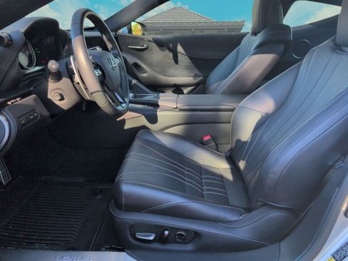 Used 2018 Lexus LC 500 Coupe w/ Touring Package image 7