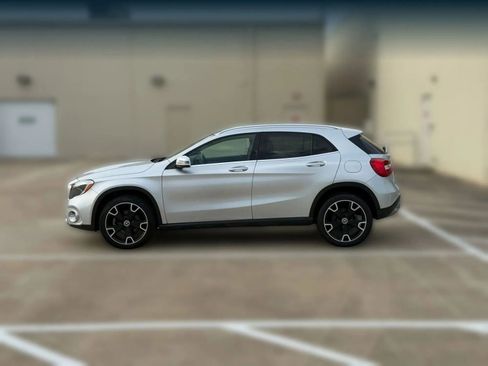 Used 2019 Mercedes-Benz GLA 250 image 4