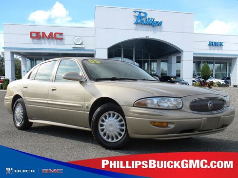 Used 2005 Buick Le Sabre Custom image 1