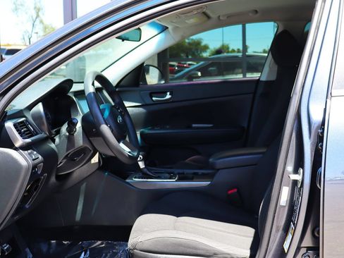 Used 2020 Kia Optima LX FWD image 37