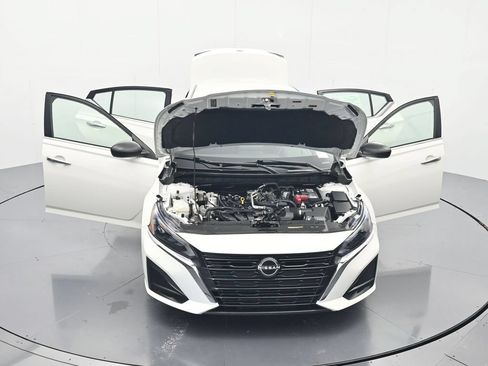 Certified 2025 Nissan Altima 2.5 SV FWD image 43