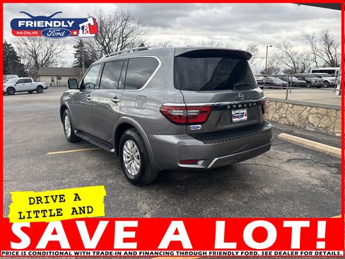 Used 2024 Nissan Armada SV image 7