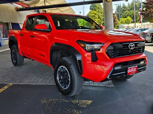 Used 2024 Toyota Tacoma TRD Off-Road AWD/4WD image 1