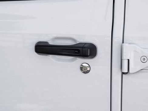 Used 2022 Jeep Gladiator Rubicon w/ Cold Weather Group image 52