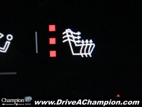 Certified 2025 GMC Yukon Denali image 8