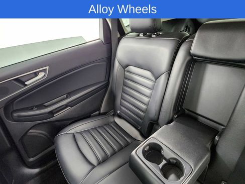 Used 2024 Ford Edge SEL AWD/4WD image 14