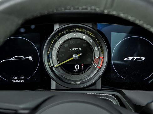 Used 2022 Porsche 911 GT3 RWD image 20