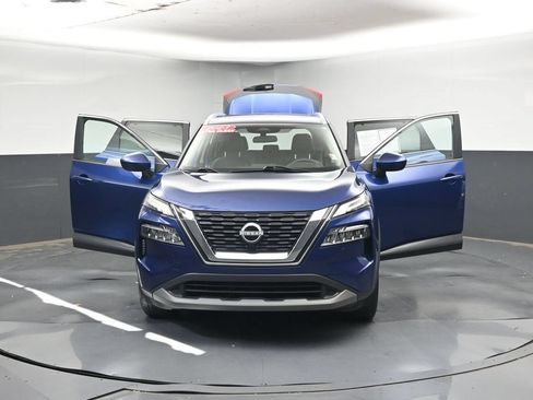 Used 2023 Nissan Rogue SV w/ SV Premium B Package FWD image 33