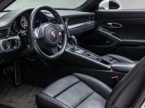 Used 2013 Porsche 911 Carrera 4S AWD/4WD image 13