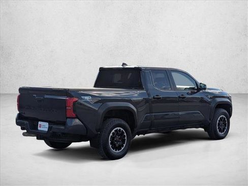 Used 2024 Toyota Tacoma TRD Off-Road w/ TRD Off Road Premium Package image 5