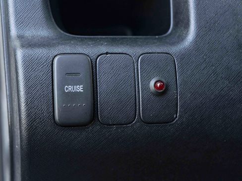 Used 2003 Honda CR-V LX image 38
