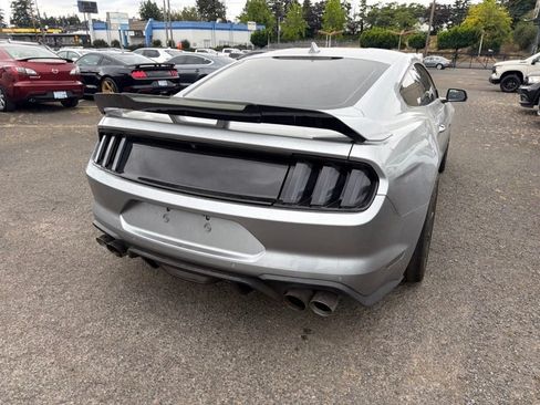Used 2022 Ford Mustang GT Premium w/ GT Performance Package RWD image 4