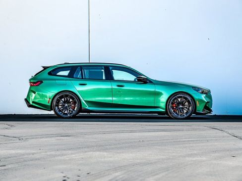 New 2026 BMW M5 Touring image 8