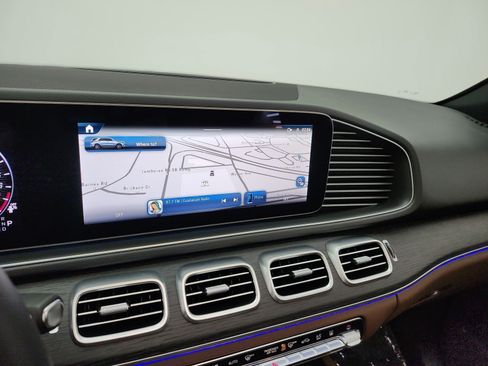 Used 2025 Mercedes-Benz GLE 450e 4MATIC image 13