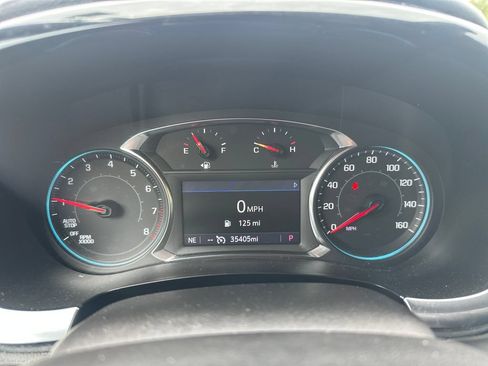 Used 2023 Chevrolet Traverse LT AWD/4WD image 15