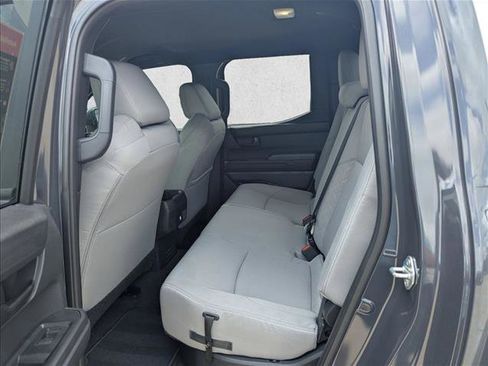 Used 2025 Toyota Tacoma SR5 AWD/4WD image 16