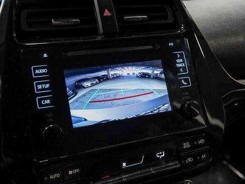 Certified 2019 Toyota Prius L Eco FWD image 25