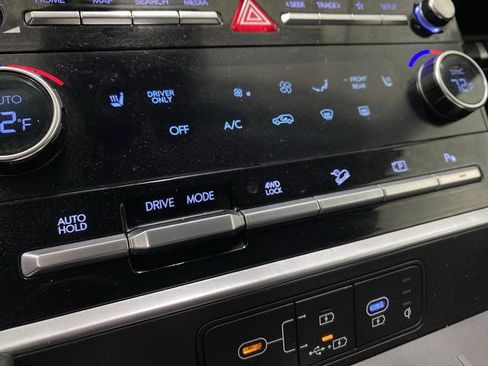 Used 2025 Hyundai Santa Fe SEL image 28