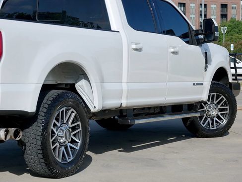 Used 2019 Ford F250 Lariat w/ Lariat Value Package AWD/4WD image 23