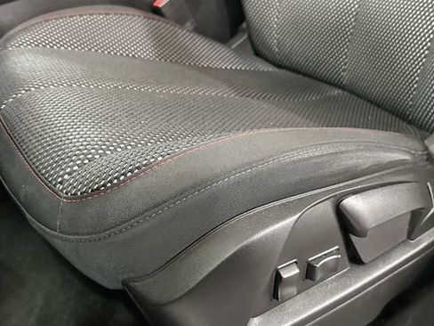 Used 2016 Chevrolet Equinox LS image 19