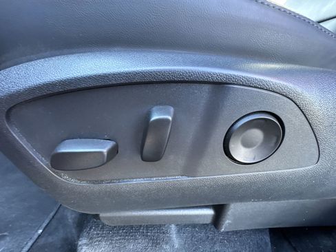 Used 2024 GMC Acadia Elevation w/ Luxury Package image 12