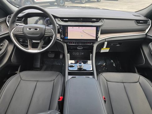 New 2026 Jeep Grand Cherokee Limited AWD/4WD image 6
