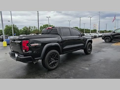 Used 2024 Chevrolet Colorado Trail Boss AWD/4WD image 35