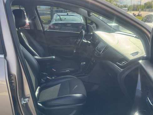 Used 2019 Buick Encore Preferred FWD image 27
