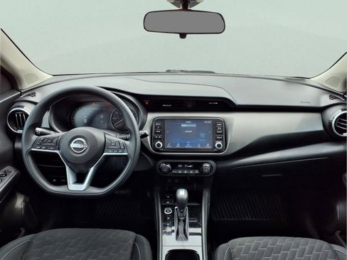Used 2022 Nissan Kicks SV FWD image 13
