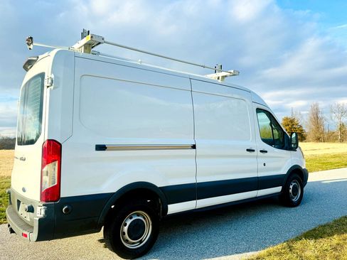 Used 2018 Ford Transit 250 148 Medium Roof image 6