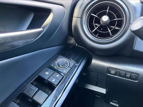 Used 2023 Lexus IS 300 w/ Comfort Package image 35