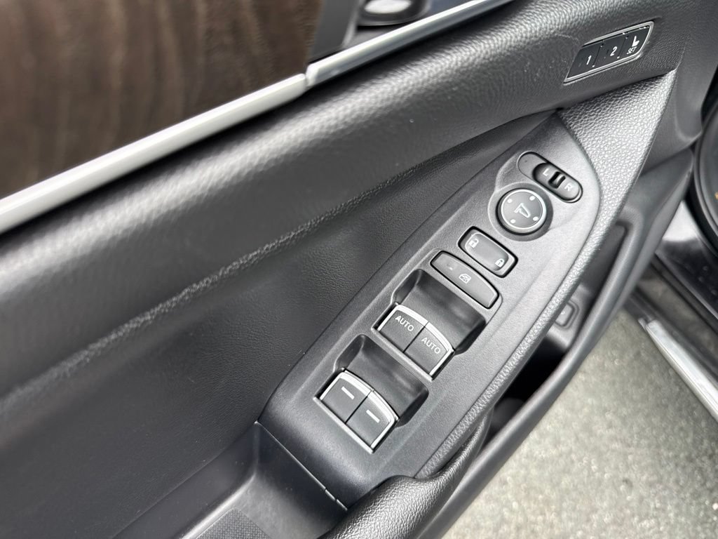 Used 2019 Honda Accord Touring image 24