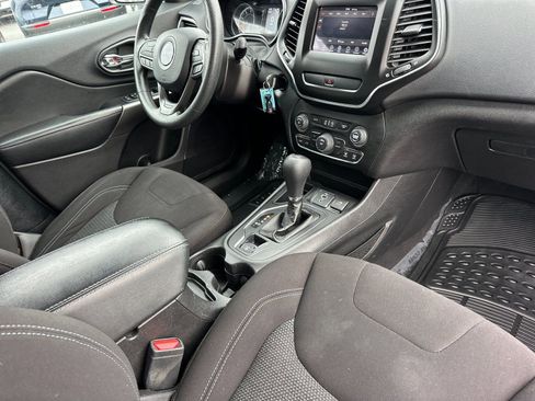 Used 2020 Jeep Cherokee Latitude image 15