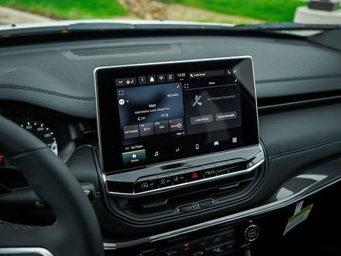 New 2026 Jeep Compass Limited image 24