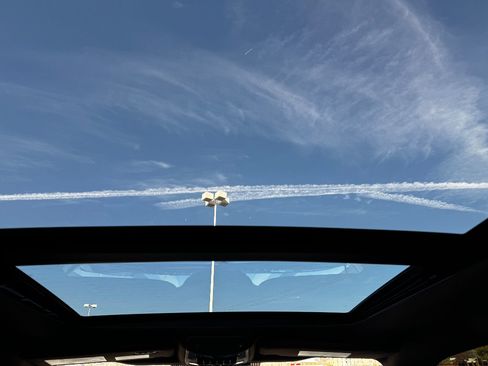 Used 2022 Ford F350 King Ranch w/ Tremor Off-Road Package image 22