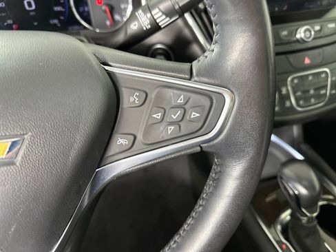 Used 2022 Chevrolet Malibu Premier image 16