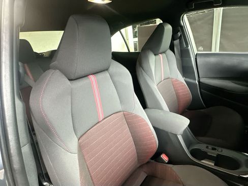 Used 2026 Toyota Corolla SE FWD image 27