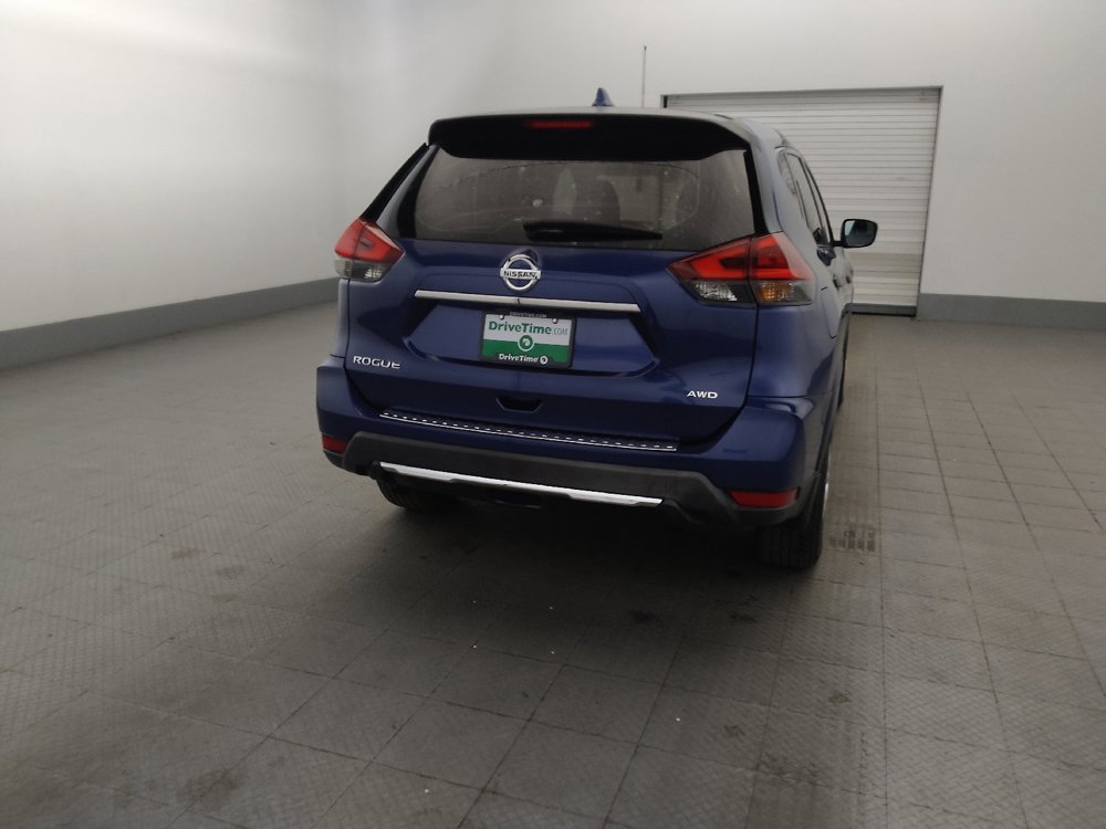 Used 2018 Nissan Rogue S AWD/4WD image 7